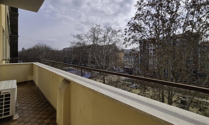 Acquabella Apartment | Argonne 7 MI