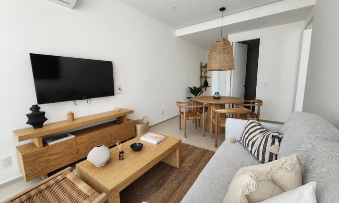 Flamingos Apartment | Aria Ocean mountain 715B QueridaEstancia