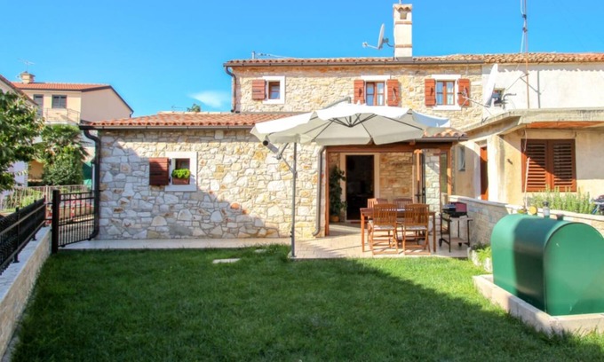 Novigrad Ski Chalet | Ariana A4 - Two Bedroom Chalet, Sleeps 4