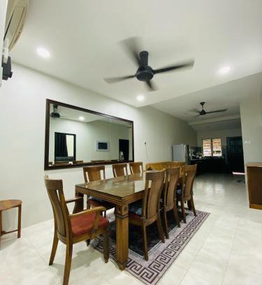 Kampung Bukit Katil House | Arissa HomeStay