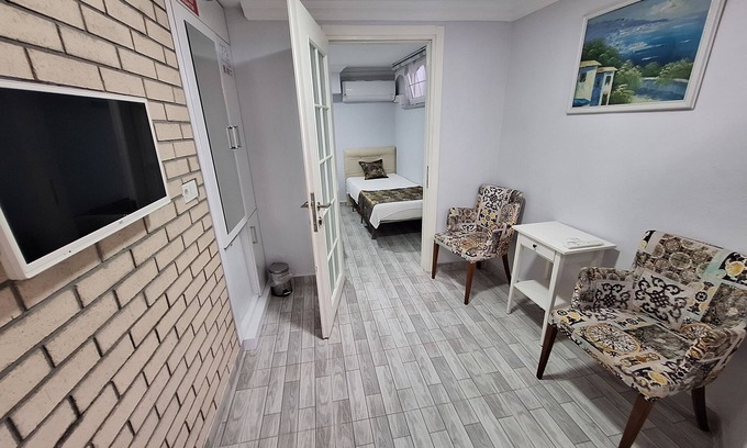 Bozcaada Hotel | ArkaDeniz Konukevi Bozcaada