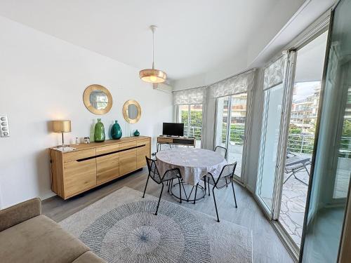 Pointe Croisette Apartment | ARM1 - Beau 2 pièces avec terrasse d'angle