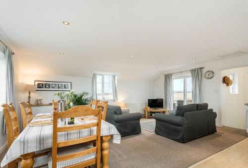Treyarnon House | Arnold Cottage