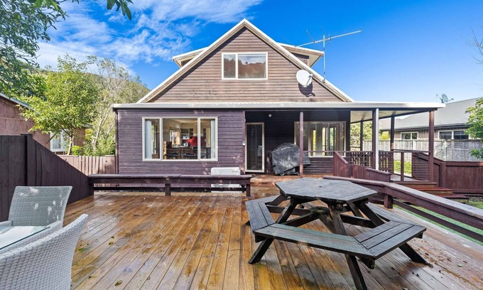 Tata Beach House | Aroha at Tata - Golden Bay Holiday Home