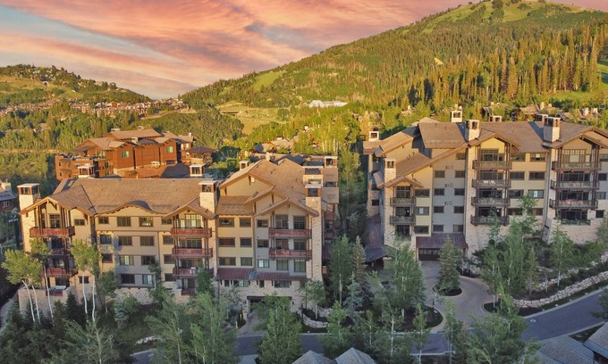 Empire Pass Apartment | Arrowleaf by Luxury Mountain Destination