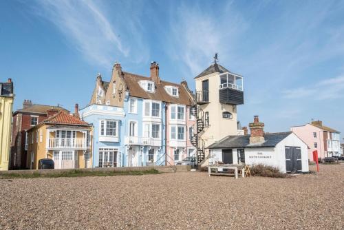 Aldeburgh House | Art Cottage, Aldeburgh