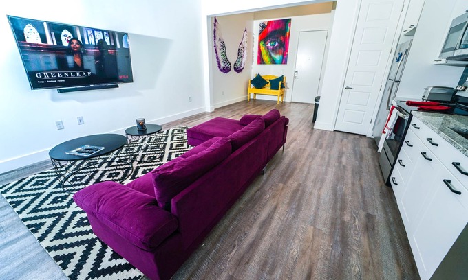 Castleberry Hill Apartment | Art House ATL