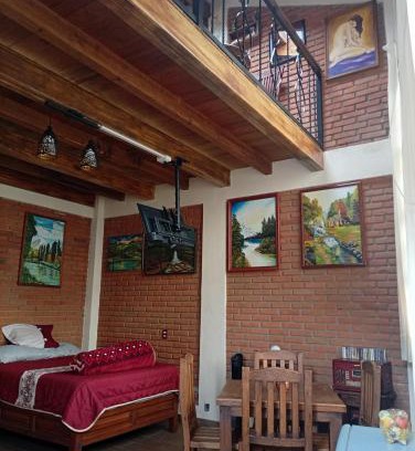 El Chiflon House | "Arte en el desván" Rustic loft - Desván rústico