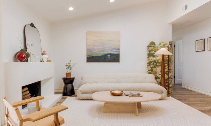 Mission Viejo House | Artful Cozy Family House - Near Irvine&Laguna Beach