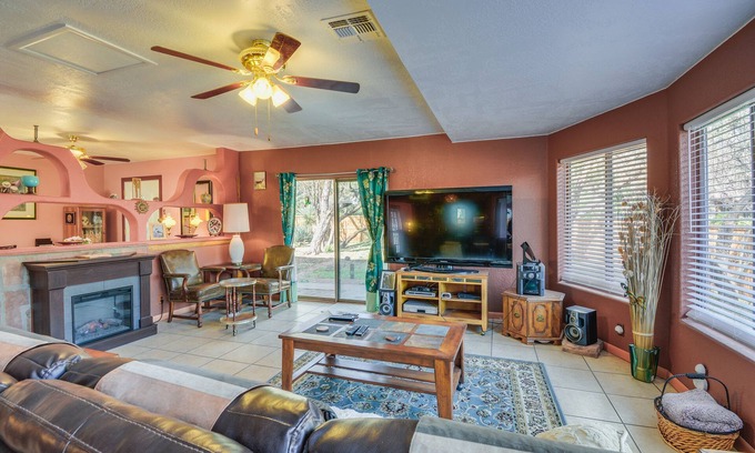 Cottonwood Cottage | Artfully Decorated Cottonwood Home: Pets Welcome!