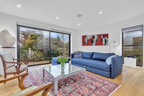 Patcham House | Artist Haven with Parking By My Getaways