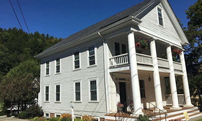 Stowe Area Condo | Artist Studio