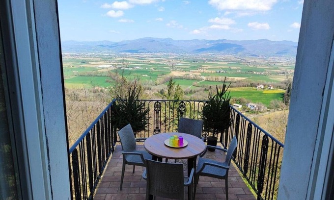 Santa Reparata House | Artists' House - Historic home with panoramic terrace.