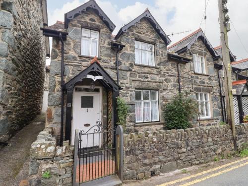 Llanbedr House | Artro View