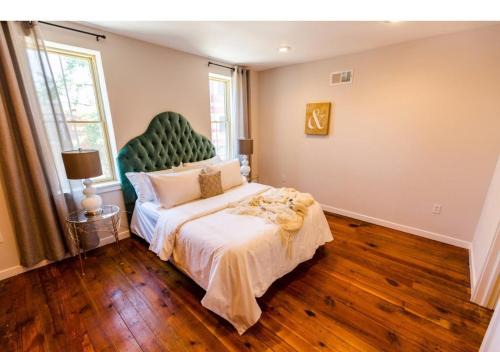 Kensington House | Artsy Hidden Gem - FREE PARKING