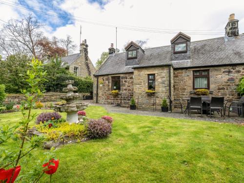 Eglingham House | Aryarch