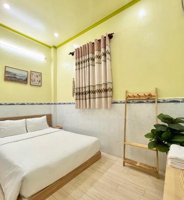 Ninh Kieu Hotel | ARYE guest house
