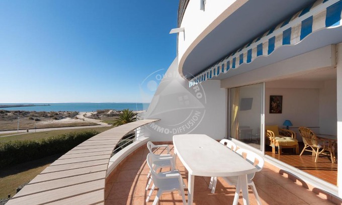 Le Grau-Du-Roi Apartment | AS4269 - Studio cabine direct sur plage vue mer et parking privé et numéroté