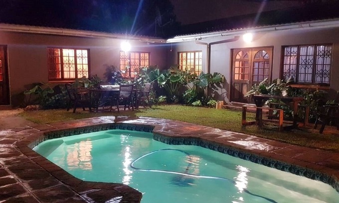 Amanzimtoti House | Asante Sana Guesthouse