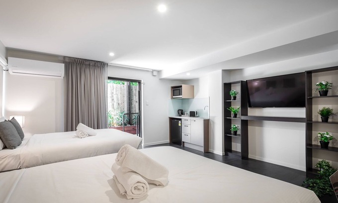 Ascot Hotel | Ascot Budget Inn & Residences