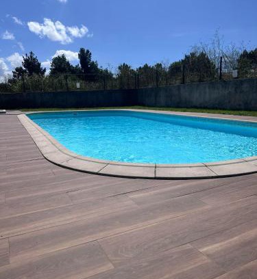 Fisterra Apartment | Aserradero - Bajo con terraza y piscina !