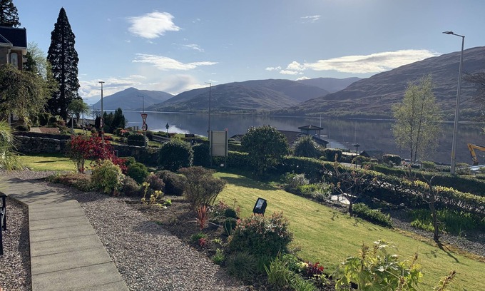 Fort William House | Ashburn House De Luxe B&B