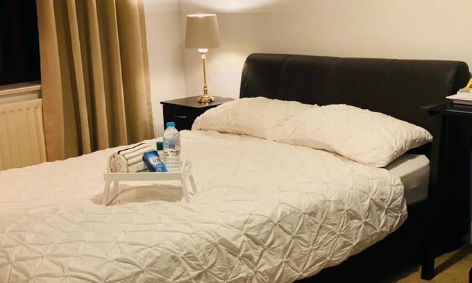 Milton Keynes House | Ashmina Guest House