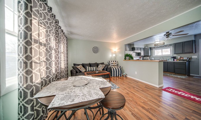 Ashtabula House | Ashtabula Home Rental - 2 Mi to Lake Erie, Beaches