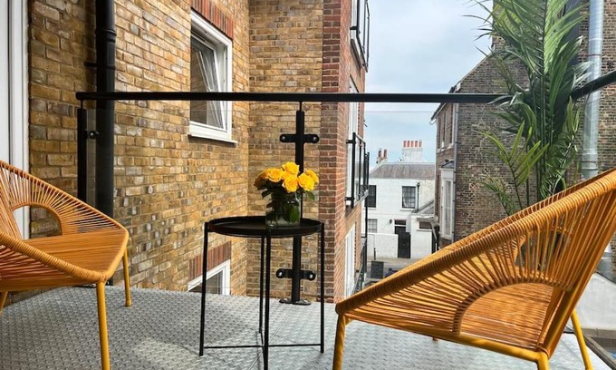Broadstairs Apartment | Ashton Mews - in the heart of Broadstairs