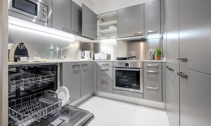 Gothic Quarter Apartment | Aspasios Catedral Apartments