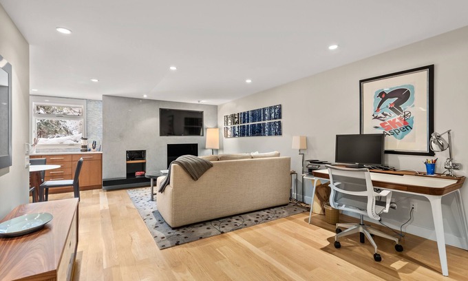 Aspen Condo | Aspen Alps Apartment #711 Condo by RedAwning