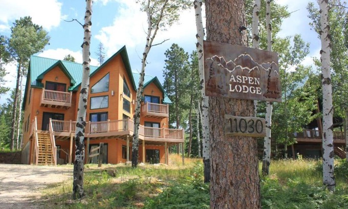 Lead House | Aspen Lodge-5 Bedroom, 5 Full Baths with Hot Tub!