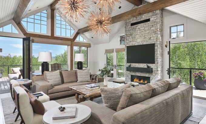 Aspen House | Aspen Retreat with All-New Renovation