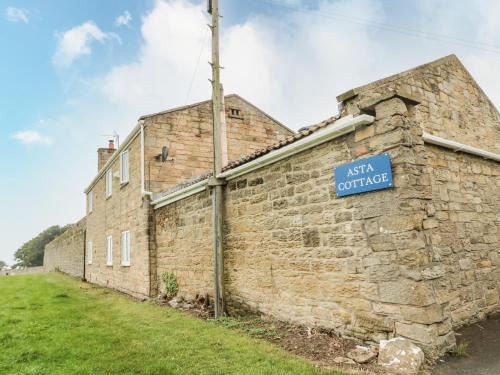 Cresswell House | Asta Cottage