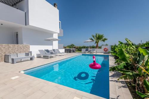 Tingaki Villa | Asteria Pearl Villa 1 with Jacuzzi