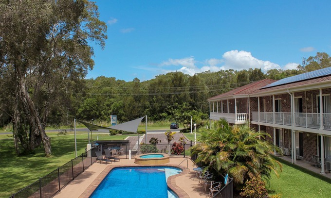 Yamba Hotel | Aston Motel Yamba