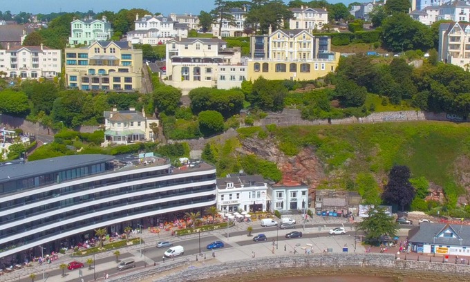 Torquay City Centre Apartment | Astor House