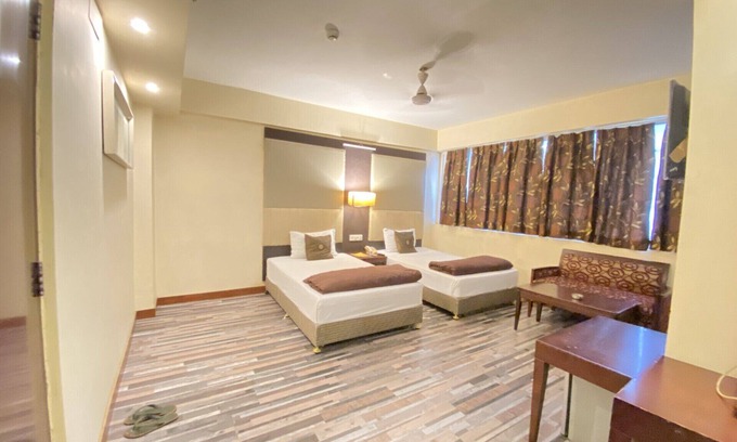 Dharmatala Hotel | Astoria Hotel