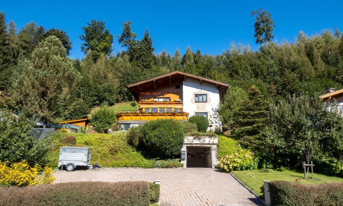 Bruck an der Grossglocknerstrasse Apartment | Apartment LISAL by All in One Apartments