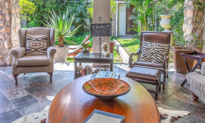 St. Lucia Bed & Breakfast | At Heritage House