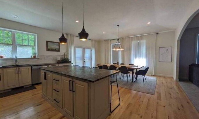 Highland House | At Home in Highland
