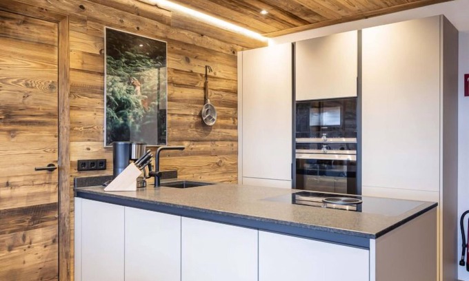 Sankt Martin am Tennengebirge Apartment | Superior für 6 P. & Infinity Pool by Interhome