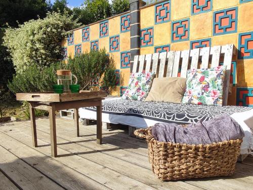 Bournemouth Apartment | Atelier Verde - A Comfortable Garden Apartment