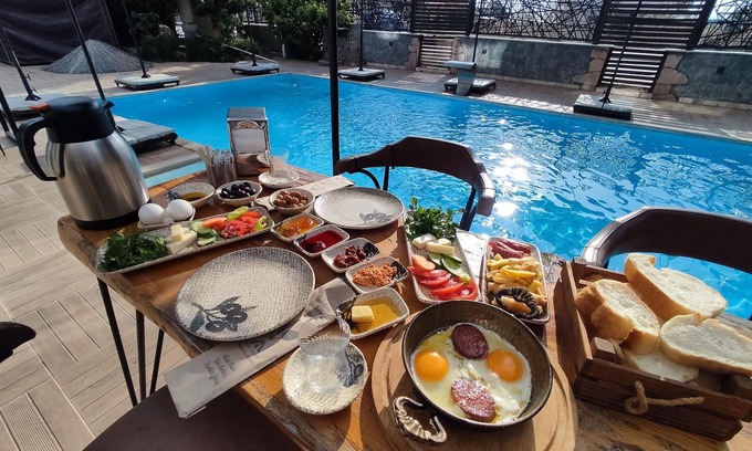 Dikili Hotel | Aterna Hotel
