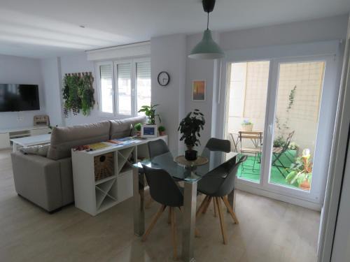 Gijon City Centre Apartment | Atico Cué, Parking gratuito