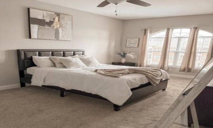 SoNo Apartment | ATL City-scape