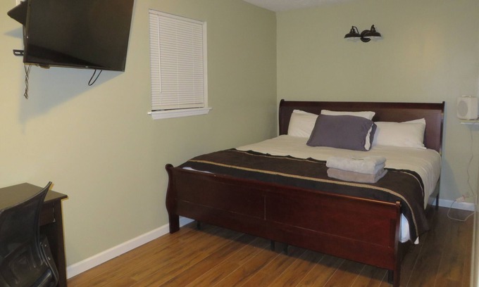 Riverdale House | Atlanta Hartsfield Guesthouse