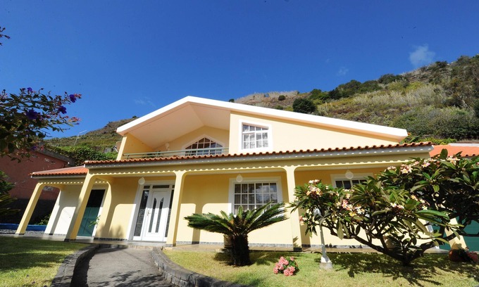 Ponta do Sol Villa | Atlantic Nature Garden, 13504/AL a villa surrounded by nature