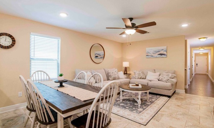 Florida Panhandle House | Atlas Home~peaceful~roomy~Milton Fl