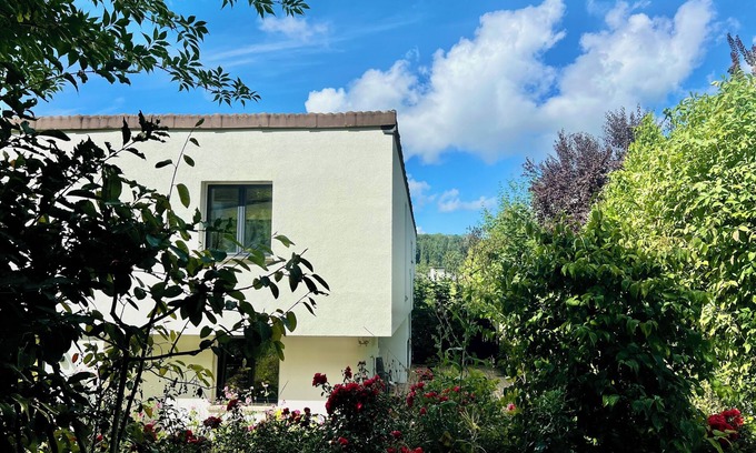 Uetliberg House | Atrium-Haus mit Garten, 5 Betten und Parkplatz (15 Minuten von Zürich entfernt)